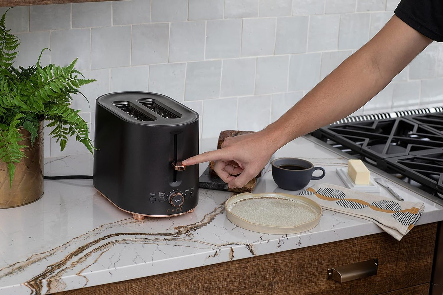 Café Express Finish 2-Slice Toaster | Extra-Wide Slots, Extra Lift for Waffles, Pastries, Texas Toast & More | 4 Pre-Set Functions, 8 Shade Options | Countertop Kitchen Essentials | Matte Black
