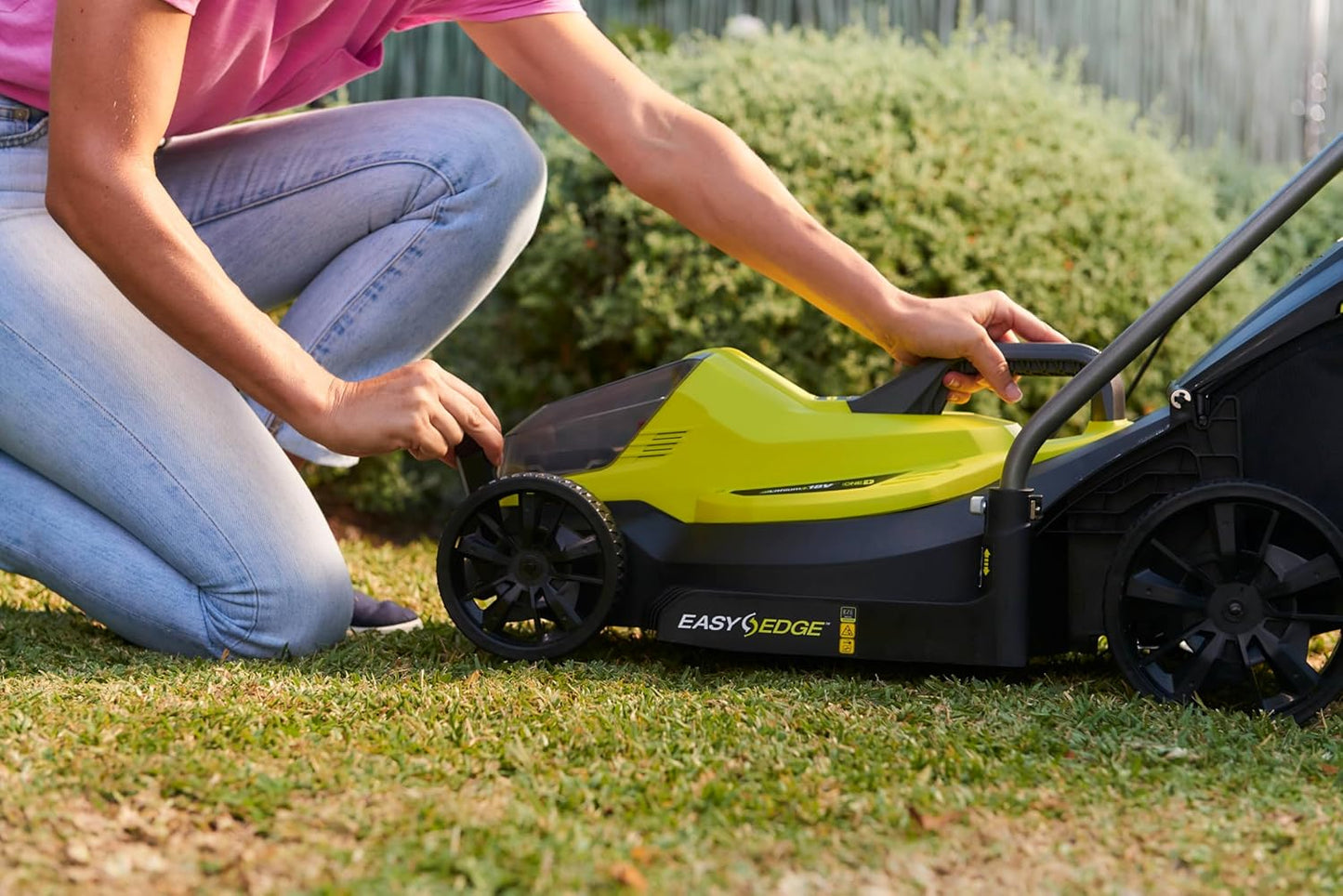 RYOBI 18V ONE+ OLM1833B Cordless Lawnmower - 33cm Cutting Width, Without Battery & Charger, Compact for Small Lawns