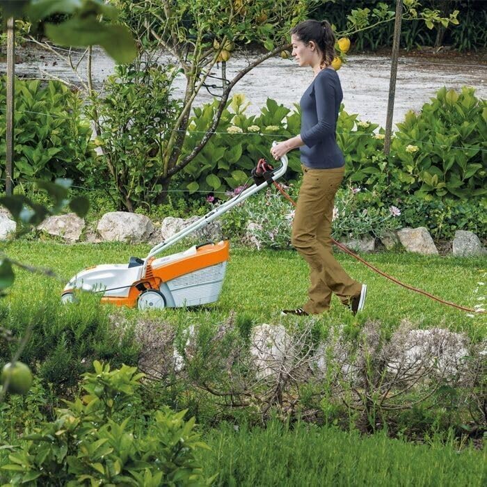 Stihl RME 235 1.2 kW, 13 kg Lightweight Electric Lawn Mower with 33 cm Cutting Width With 30 Litre Grass Collection, with Level Indicator