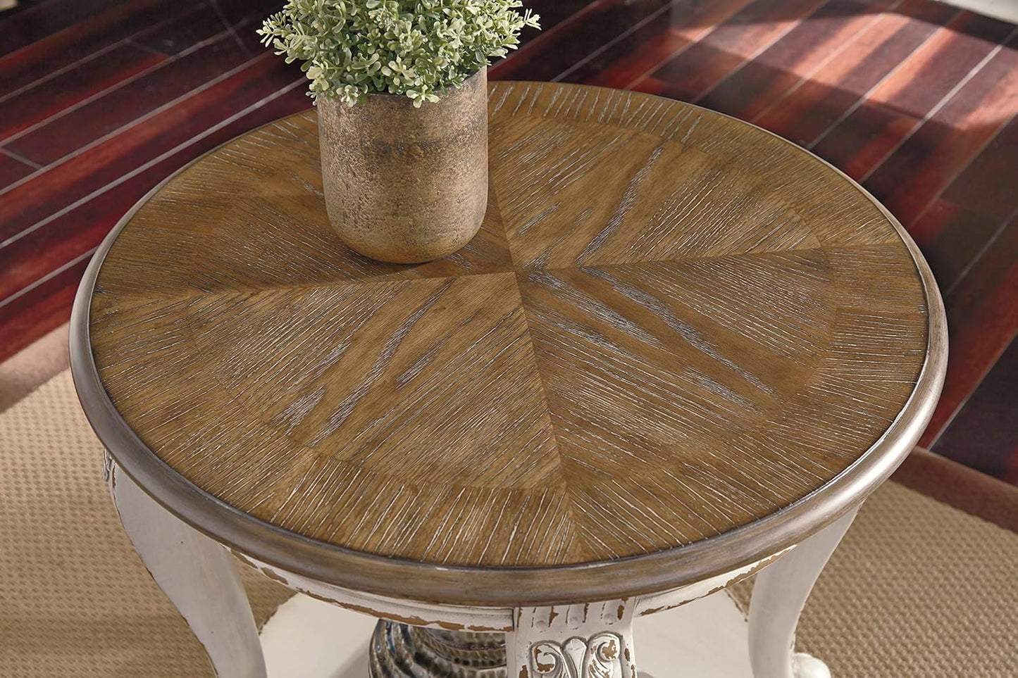 Signature Design by Ashley Realyn Round End Table, Cottage-Style Side Table with Antiqued Two-Tone Finish, Wood & Veneer Construction for Living Room or Bedroom, White/Brown