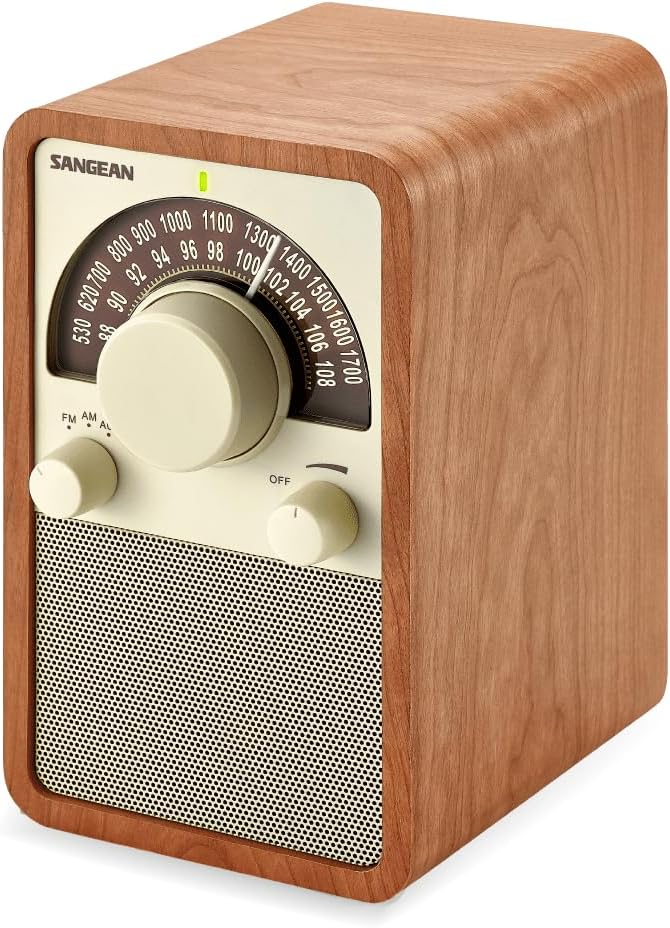 AM/FM Table Top Wooden Radio (Walnut)